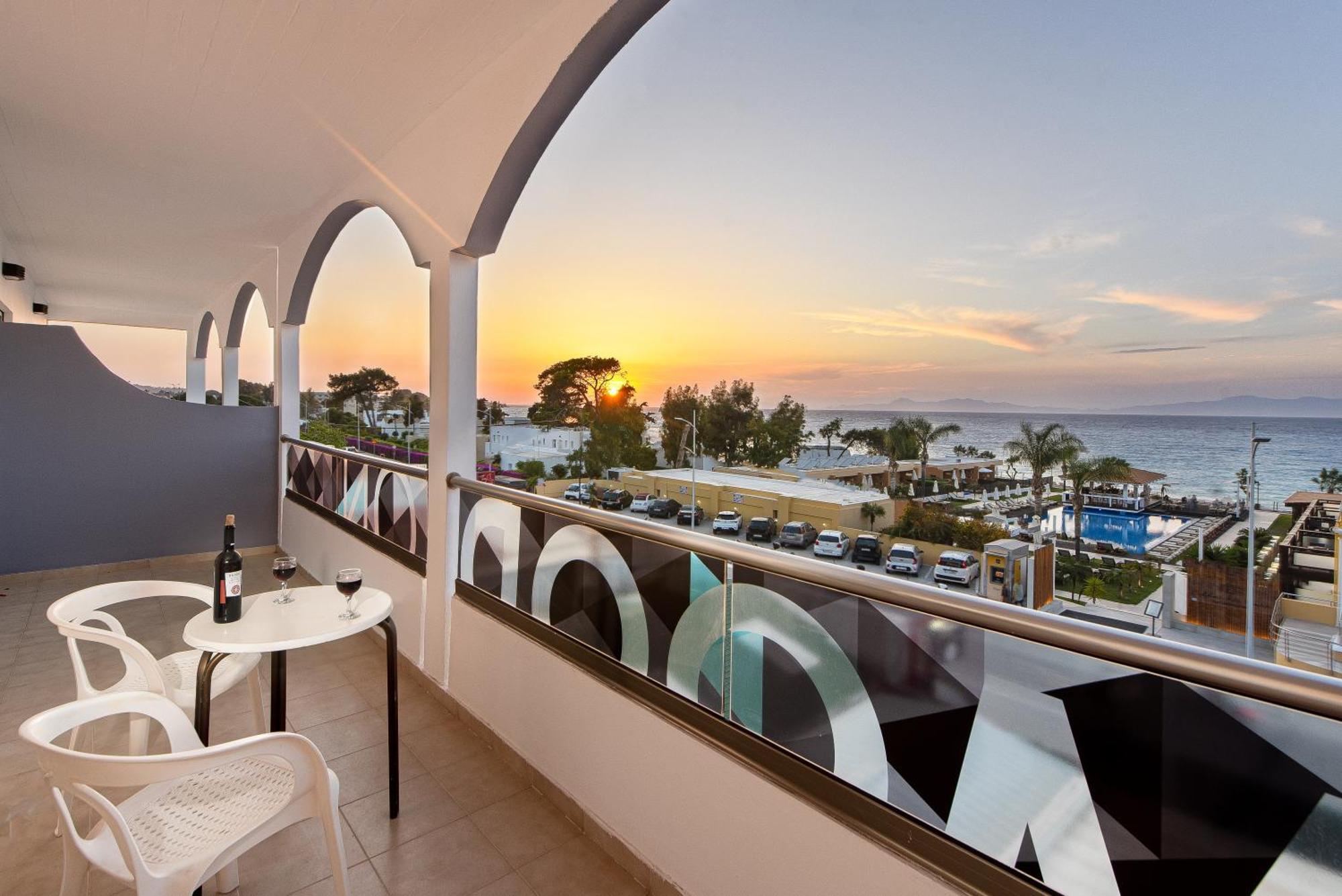 Sunny Days Hotel Ixia  Esterno foto